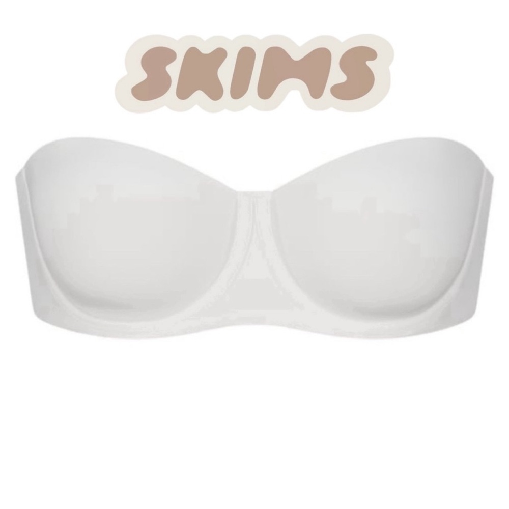SKIMS FITS EVERYBODY
STRAPLESS BRA